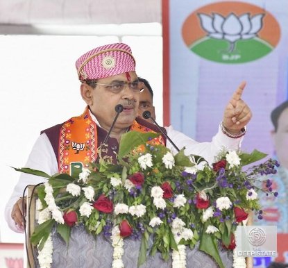Chief Minister Bhajan Lal Sharma addresses a public gathering while announcing ₹421 crore worth of development projects in Udaipur.